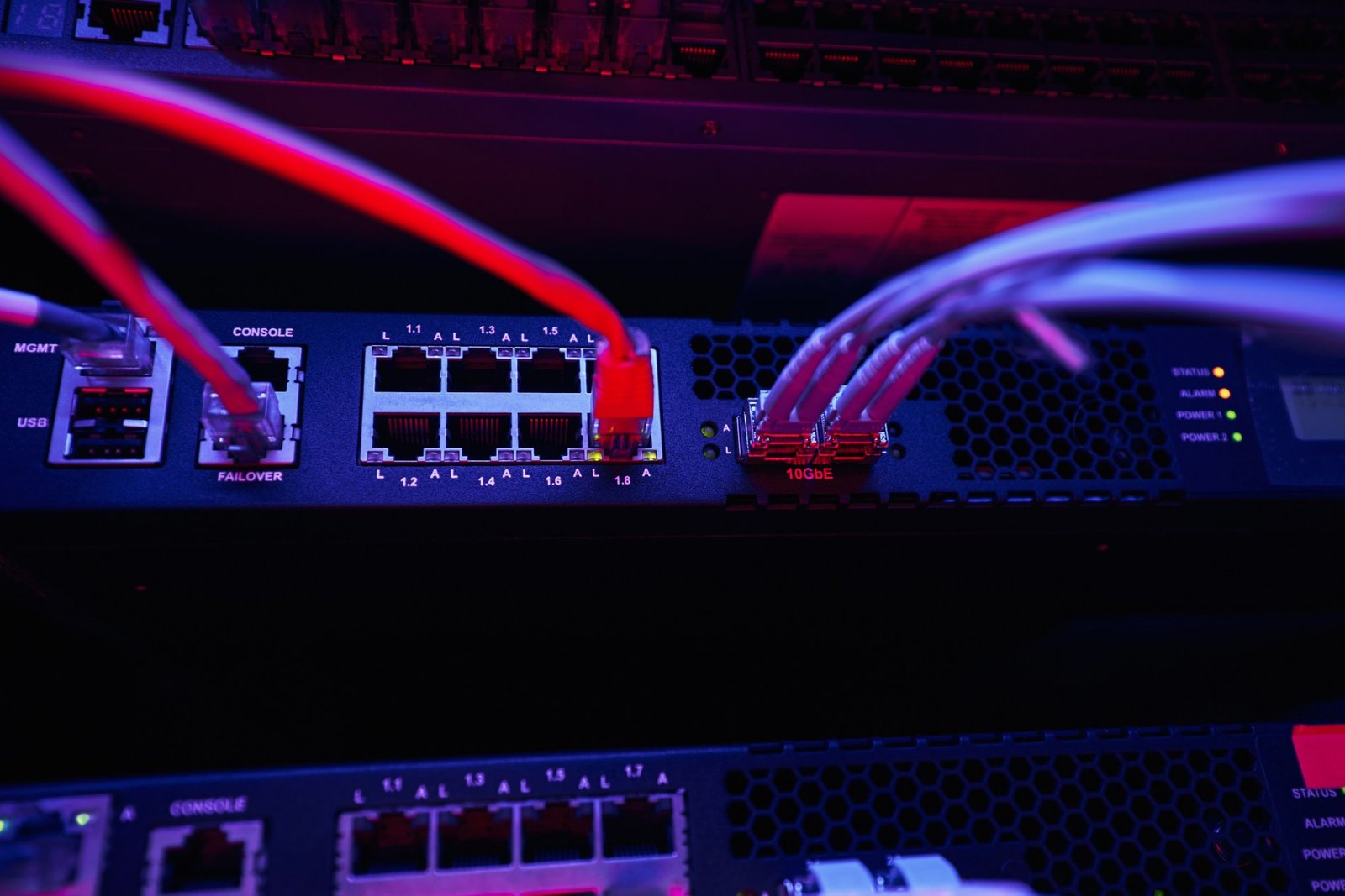 new-server-connected-to-data-center-network-2024-10-21-06-05-10-utc_sos